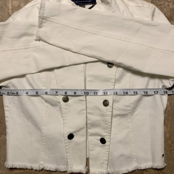 Tommy Hilfiger White Jean Jacket Cropped Design - Picture 4 of 10